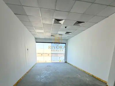 OFFICE I FLOOR / CEILING FIT-OUT I COMMUNITY VIEW