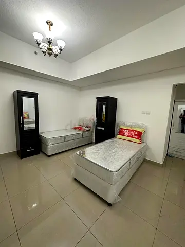 Executive Female Bedspace