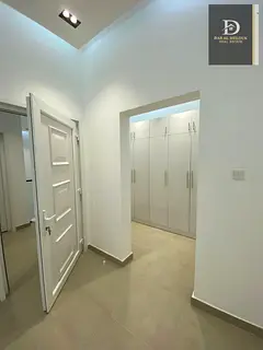 Three-story villa for sale in Rawdat Al Qurt, Sharjah. Freehold ownership for Arabs.