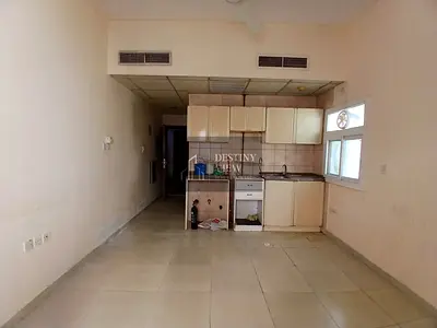 Lavish studio full family building near to Jim's school