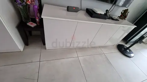 White Low Gloss TV Cabinet / Sideboard - 4 Doors