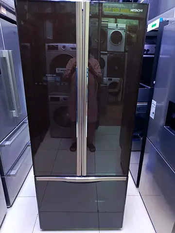 Hitachi French Door Refrigerator - Double Door with Bottom Freezer (Good Condition)