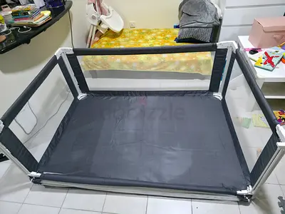Foldable Portable Baby Playpen / Play Yard - Good Condition