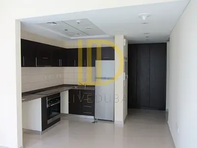 Kitchen Equipped | Close to Tram | Vacant