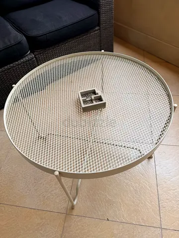Round Mesh Table For Outdoors / Balcony