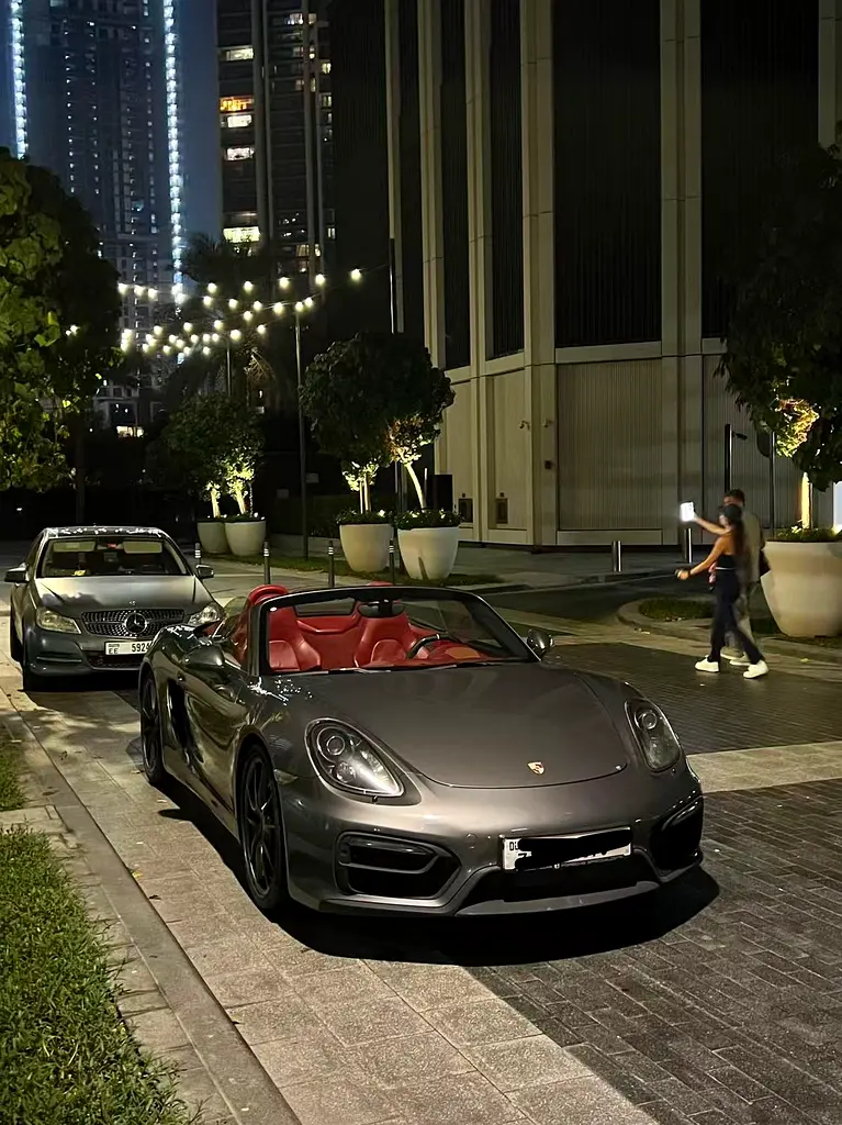 Porsche Boxster 2016 — photo 1 of 13