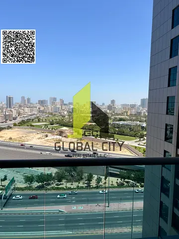 منزل فوق أضواء المدينة | شقة أنيقة من غرفتي نوم وصالة في أبراج المدينة