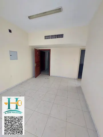 🏡 للإيجار السنوي في عجمان – الجرف
غرفة وصالة مع حمام وبلكونة