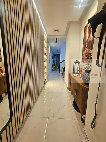 Vaastu | Upgraded | Opposite Kids play area | Well Maintained