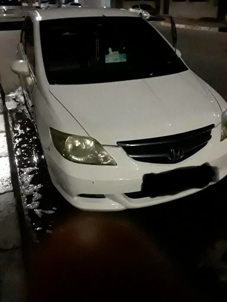Honda City 2008 — photo 1 of 4