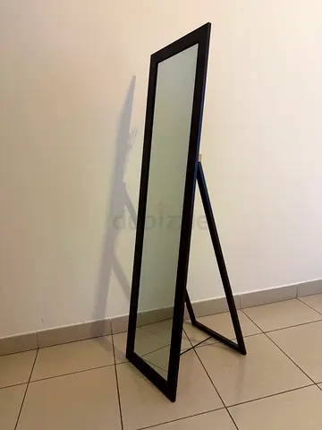 Wooden floor/hanging full length mirror