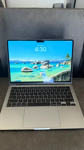 Apple MacBook Air M2 2022 (Silver)
