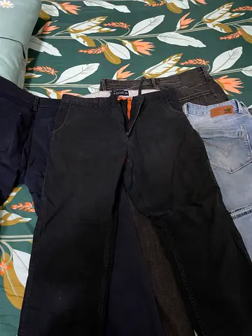 Its free🤭💁‍♀️Clothes for sale
