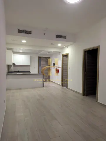 Spacious Apartment-High Floor-Best Deal- Call Now
