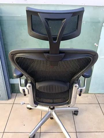 For selling Herman Miller Aeron chair.good condition only little use