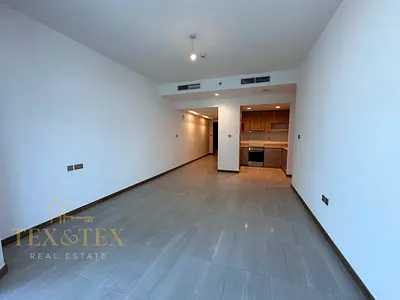 Vacant | Partial View | High Floor