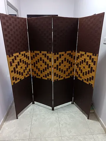 Stylish 4-Panel Woven Room Divider  Privacy Screen