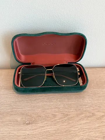 Gucci oversized square sunglasses – authentic