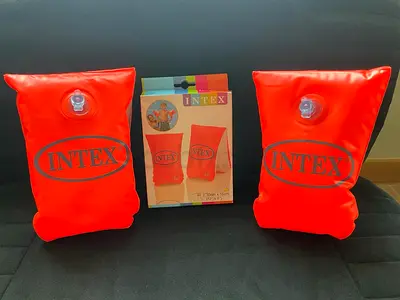 Intex Arm Bands or Floats