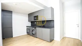 Upgraded - Vacant - Kitchen Equipped