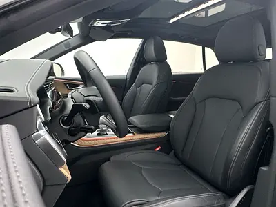 2024 AUDI Q8 thumbnail 11