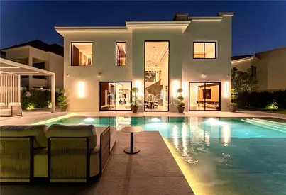Newly Renovated 5 bedroom | Lake View