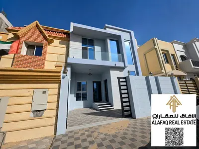 تصميم عائلي واسع  مساحات داخلية مريحة  تشطيبات حديثة