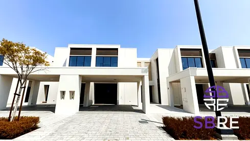 Vacant | Park View | Close to Golden Beach