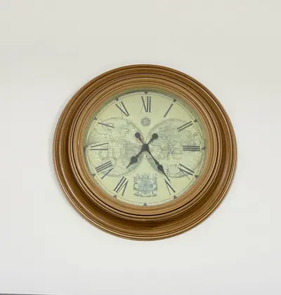 Wall clock