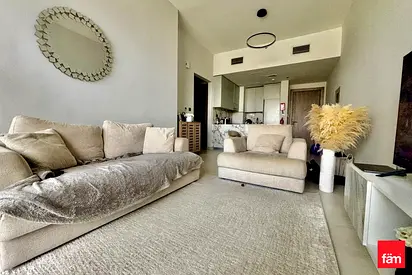 Modern APT | Fitted Kitchen | Balcony | Canal View