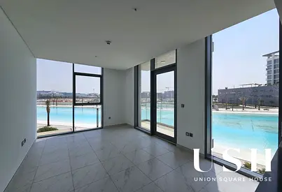 Exclusive | Spacious Bedroom | Lagoon Front