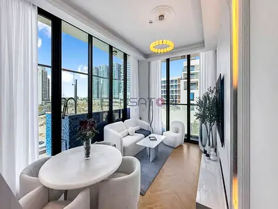 PRIVATE POOL | SPACIOUS LAYOUT | VACANT
