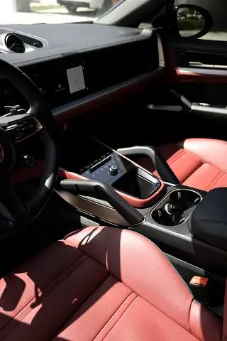 صورة مصغرة 12 لـ 2024 Porsche CAYENNE