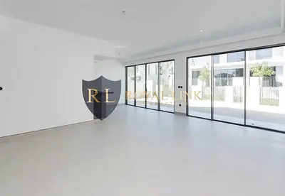 Upgraded Home | Large Layout | Park Backing