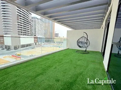 PRIME LOCATION | FULLY FURNISHED | READY TO MOVE