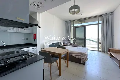 Fully Furnished | Studio | Chiller Free