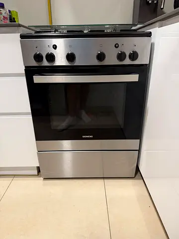 Siemens Gas Oven with Stove - Good Condition