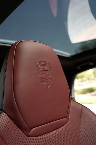 صورة مصغرة 17 لـ 2024 Porsche CAYENNE