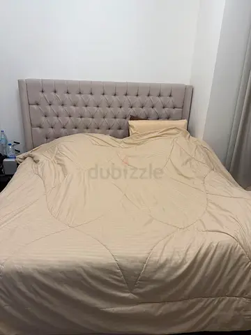 Upholstered Tufted Headboard King Bed with Mattress