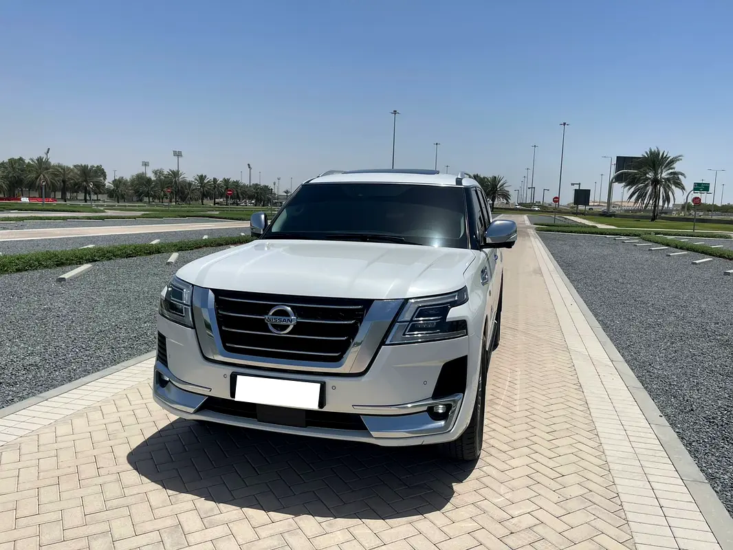 Nissan Patrol 2020 — photo 1 of 19