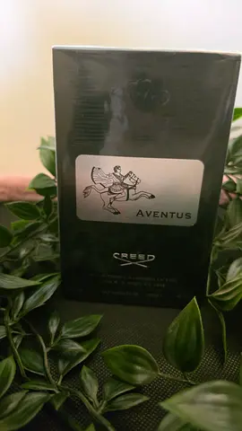 Urgent sell brand new 100%original Creed Aventus perfume