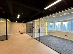3 Partitions | Pantry | Vacant | High floor