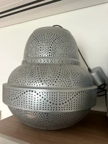 Brand new pendant lights / chandeliers – never used