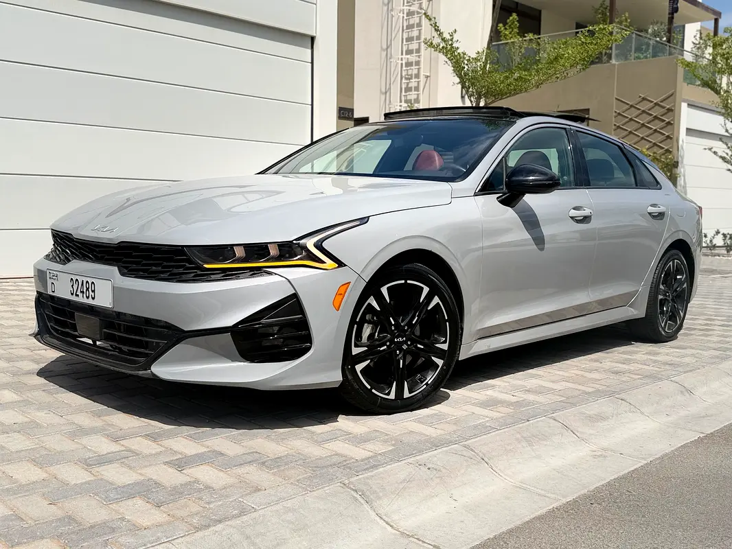 Kia K5 2023 — photo 1 of 14