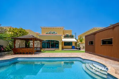 Open Plan | Legacy 4BR Large | Pool