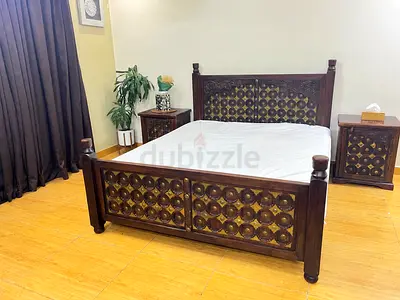Solid Wood Antique King Size Bed Set