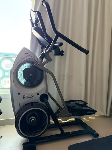 Used MAXX Elliptical Trainer Bowflex M7 - Good Condition