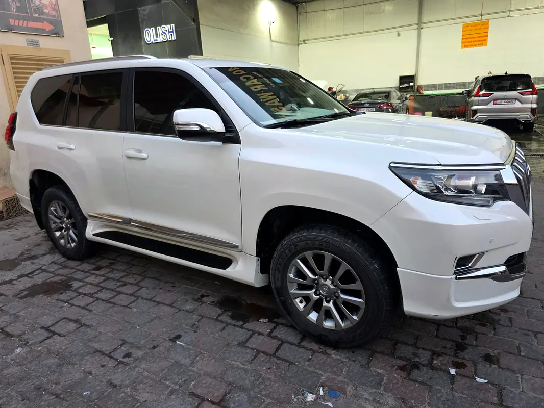 Toyota Prado 2020 — photo 1 of 13