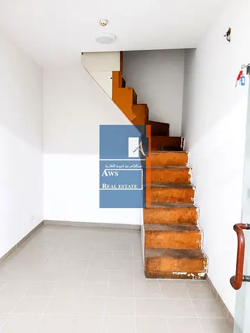 Affordable Shop in Prime Business Corner in Deira
