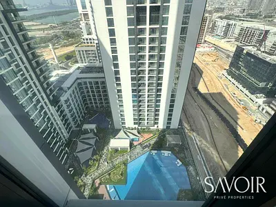 High Floor | Pool View | large layout